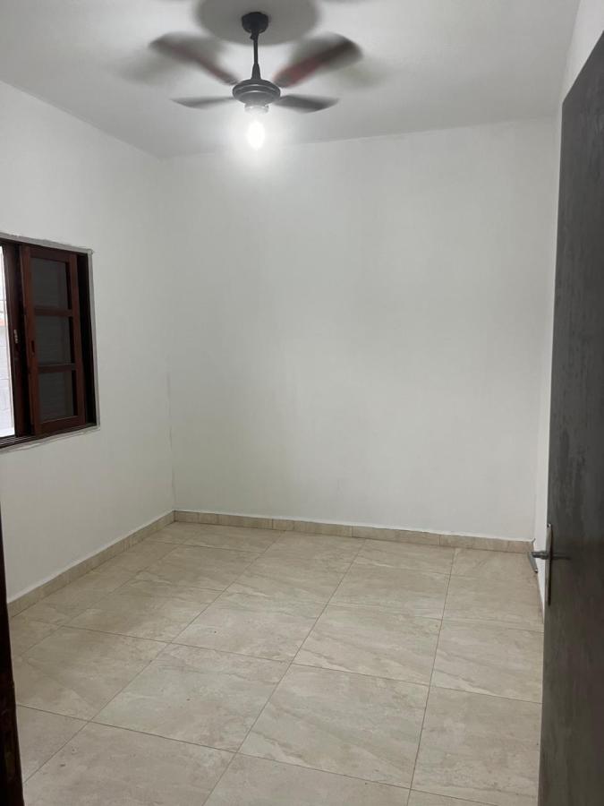 Casa à venda com 3 quartos, 208m² - Foto 2