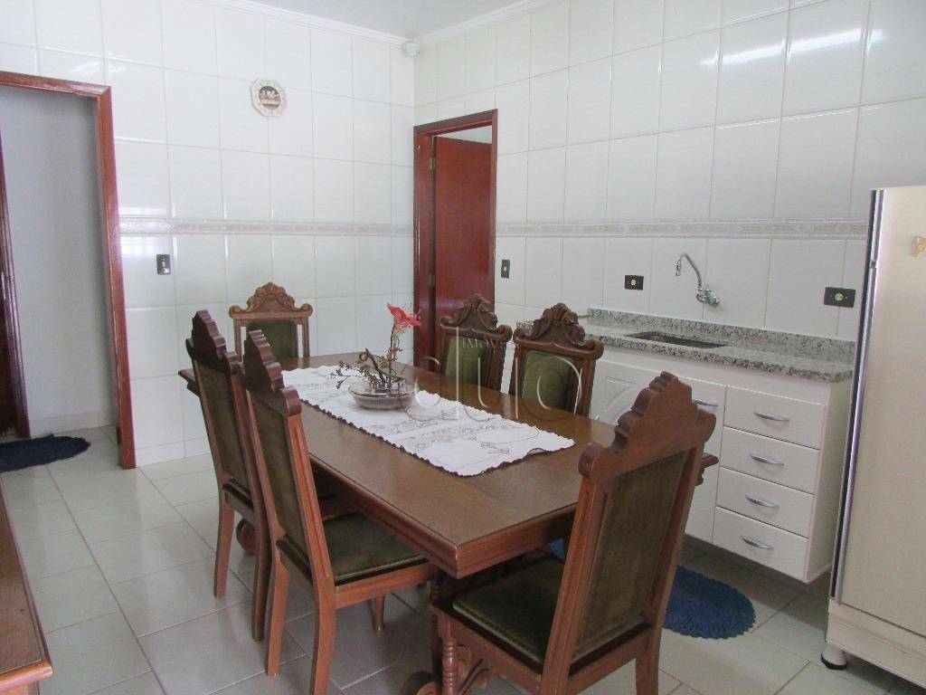 Chácara à venda com 3 quartos, 260m² - Foto 8