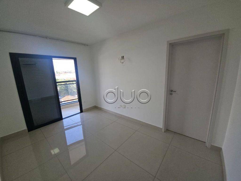 Apartamento para alugar com 3 quartos, 158m² - Foto 18