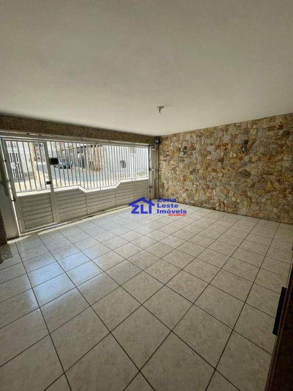 Sobrado à venda com 3 quartos, 250m² - Foto 3