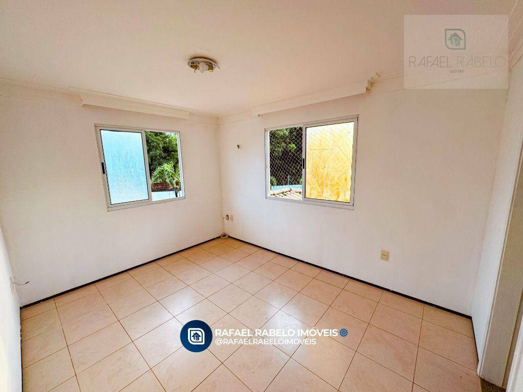 Casa de Condomínio à venda com 3 quartos, 215m² - Foto 9