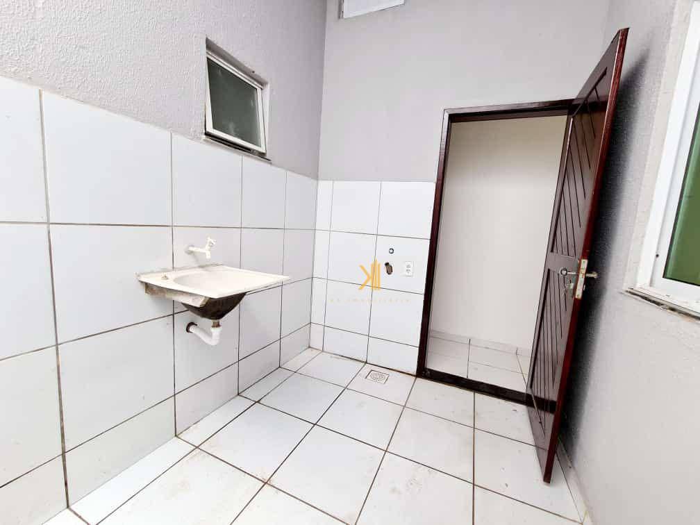 Casa à venda com 2 quartos, 80m² - Foto 8