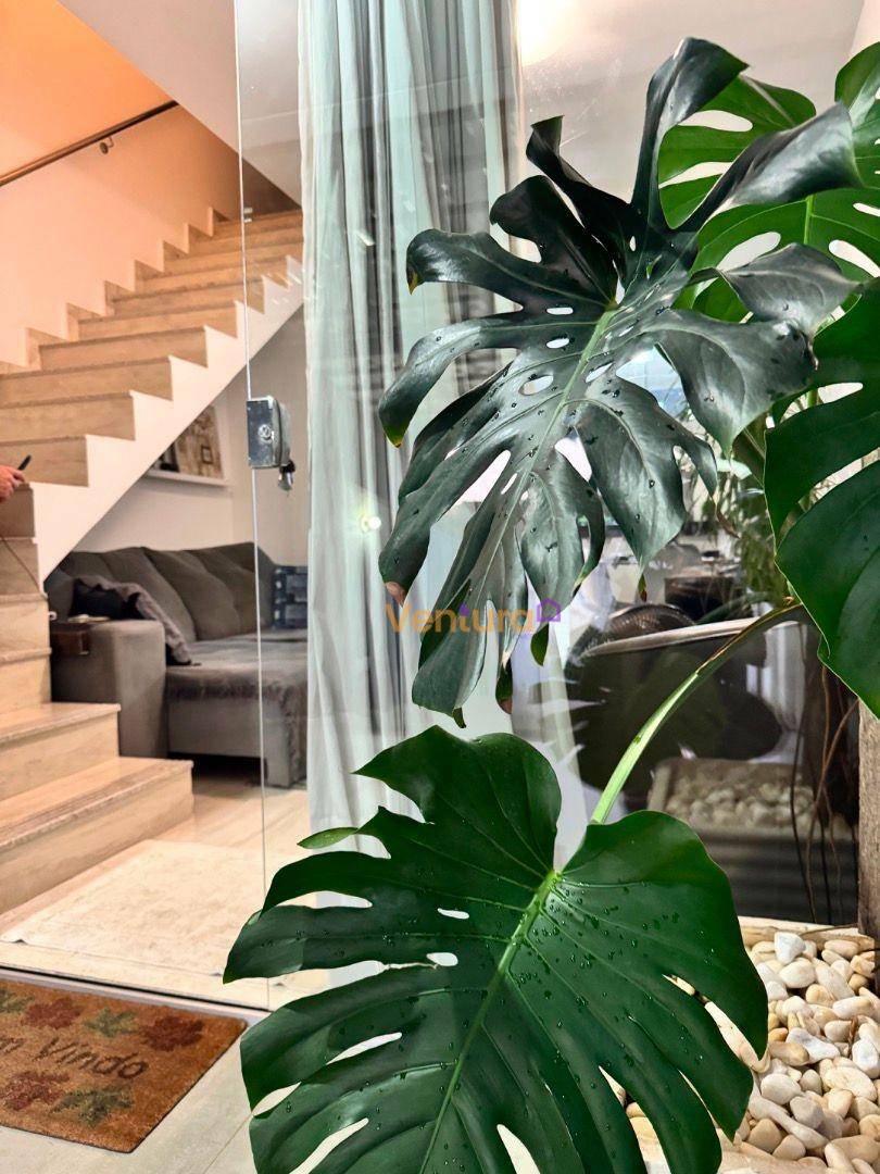 Casa à venda com 2 quartos, 78m² - Foto 2
