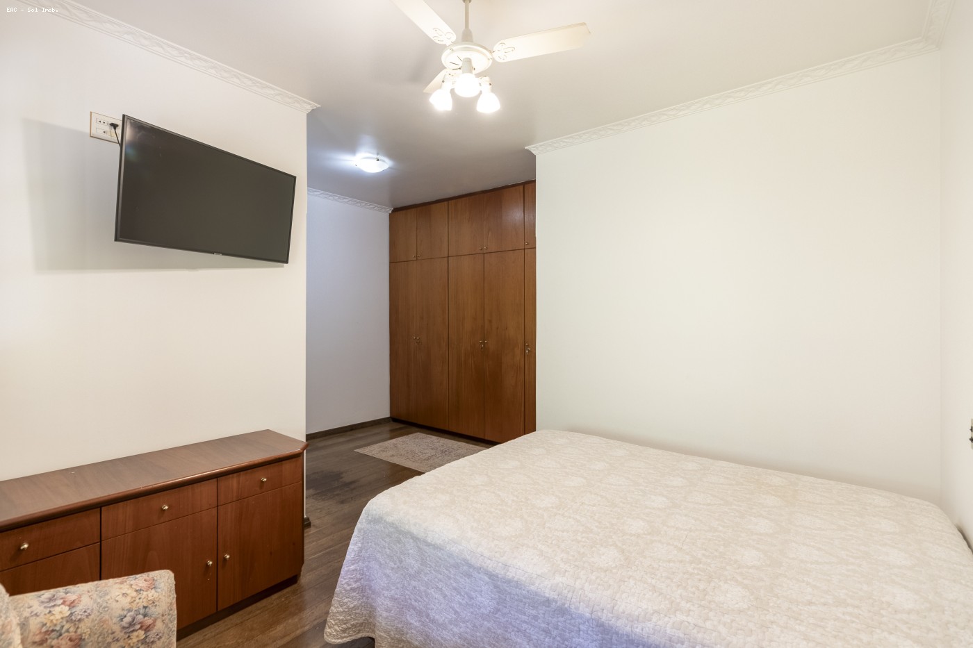 Chácara à venda com 6 quartos, 630m² - Foto 11