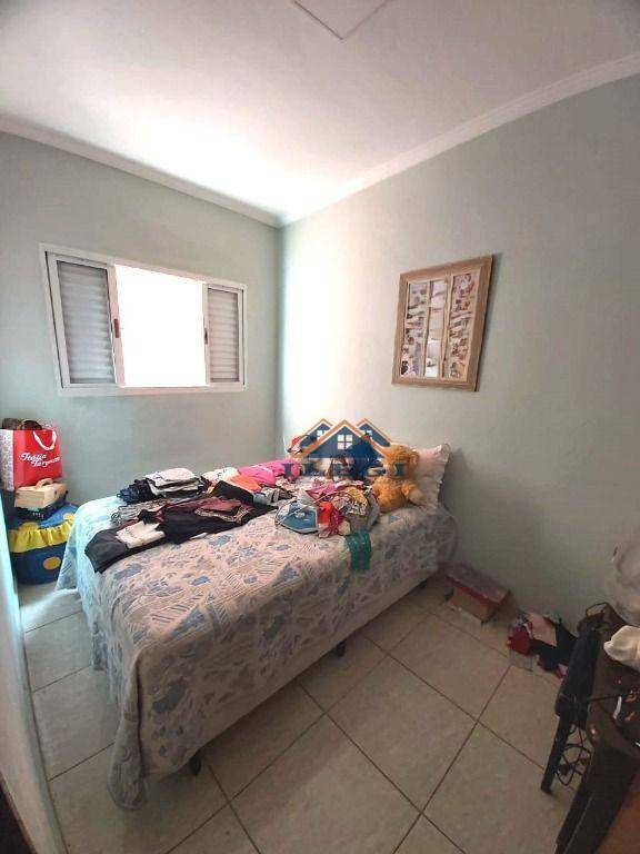 Casa à venda com 3 quartos, 243M2 - Foto 4