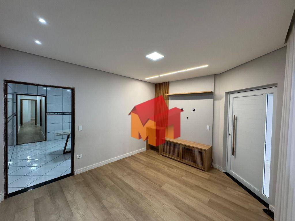 Casa à venda e aluguel com 3 quartos, 170m² - Foto 5