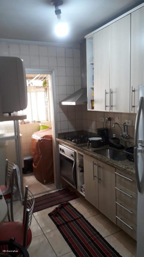 Apartamento à venda com 2 quartos, 55m² - Foto 4