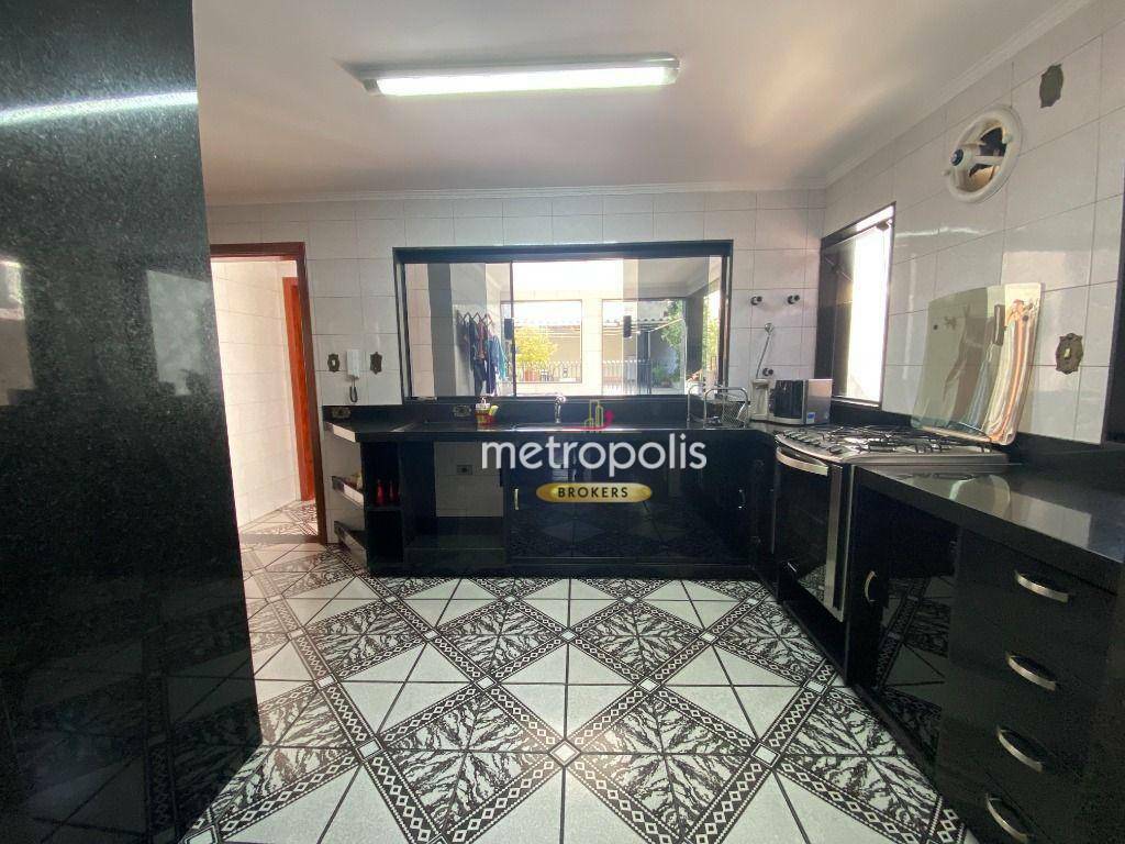 Sobrado à venda com 3 quartos, 256m² - Foto 12