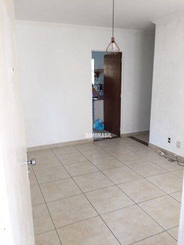 Apartamento à venda com 3 quartos, 85m² - Foto 2