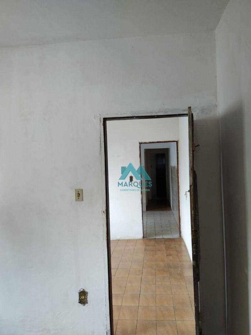 Casa à venda com 2 quartos, 100m² - Foto 11