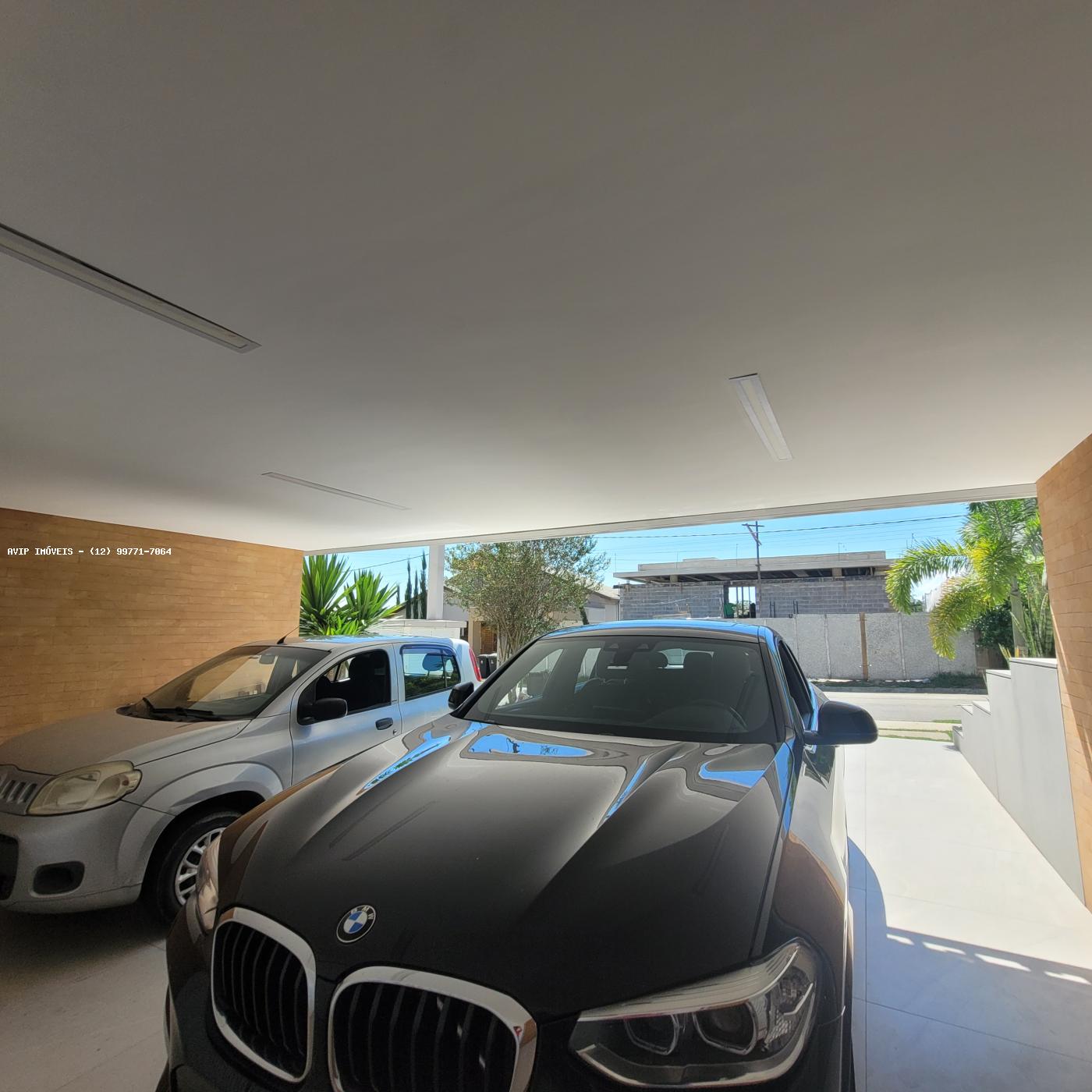 Casa de Condomínio para alugar com 3 quartos, 350m² - Foto 31