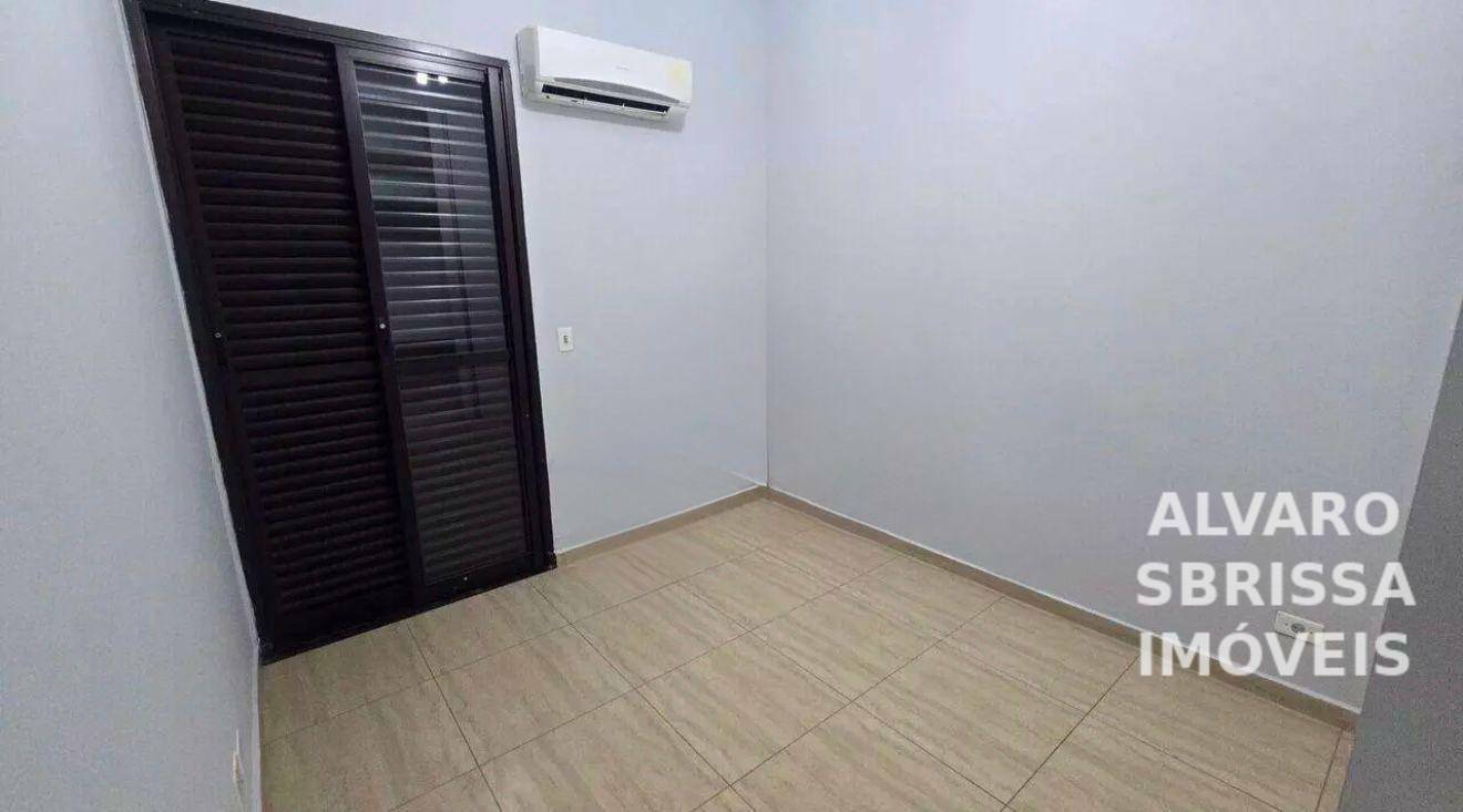 Apartamento para alugar com 3 quartos, 90m² - Foto 9