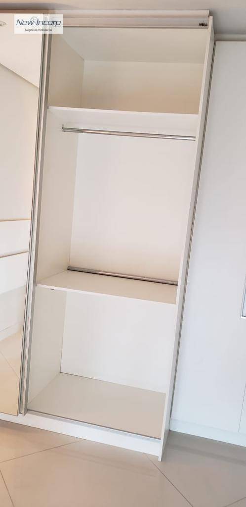 Apartamento à venda com 3 quartos, 220m² - Foto 18