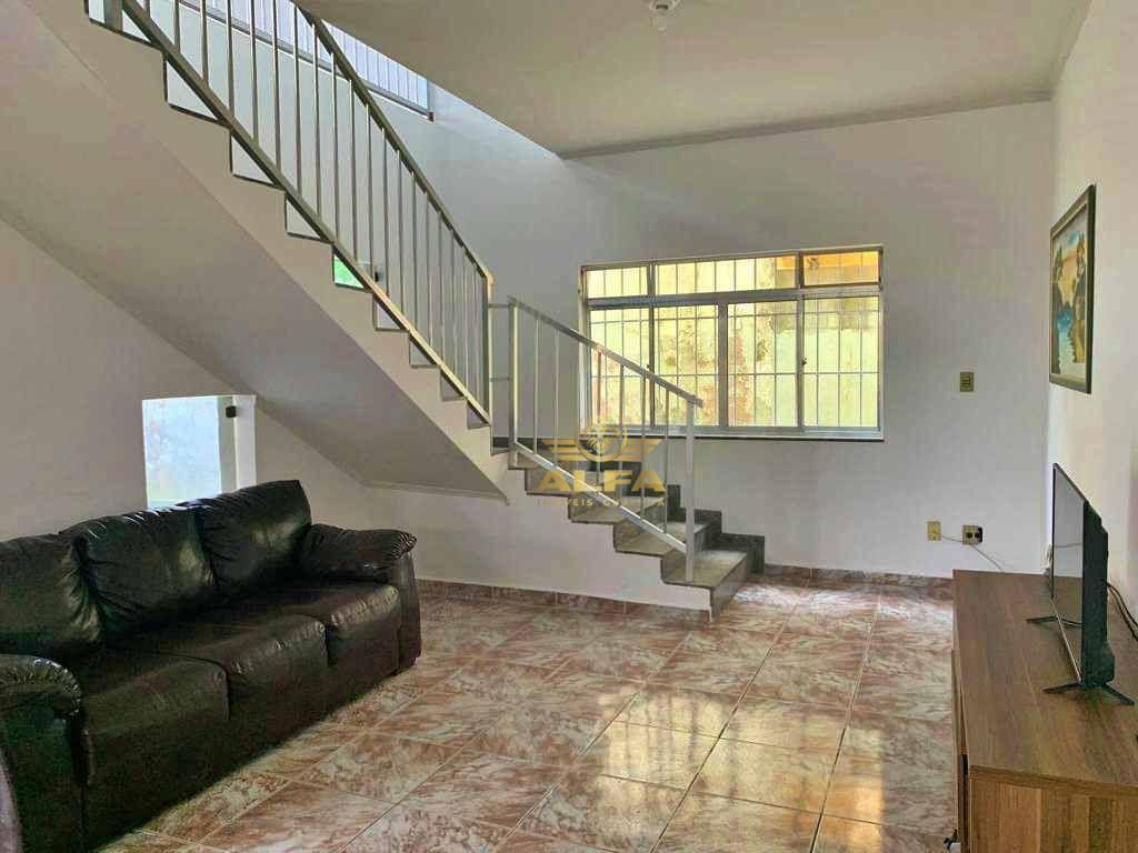 Casa à venda com 4 quartos, 302m² - Foto 5