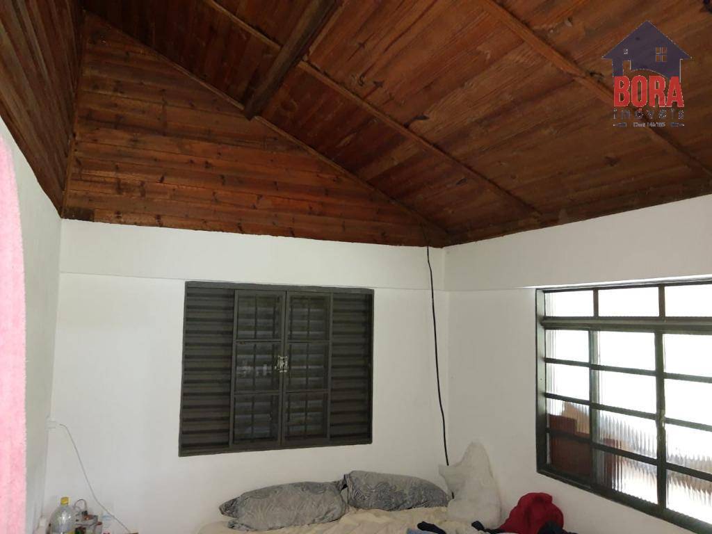 Casa de Condomínio à venda com 3 quartos, 200m² - Foto 3