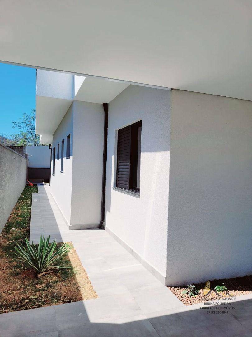 Casa de Condomínio à venda com 3 quartos, 182m² - Foto 8