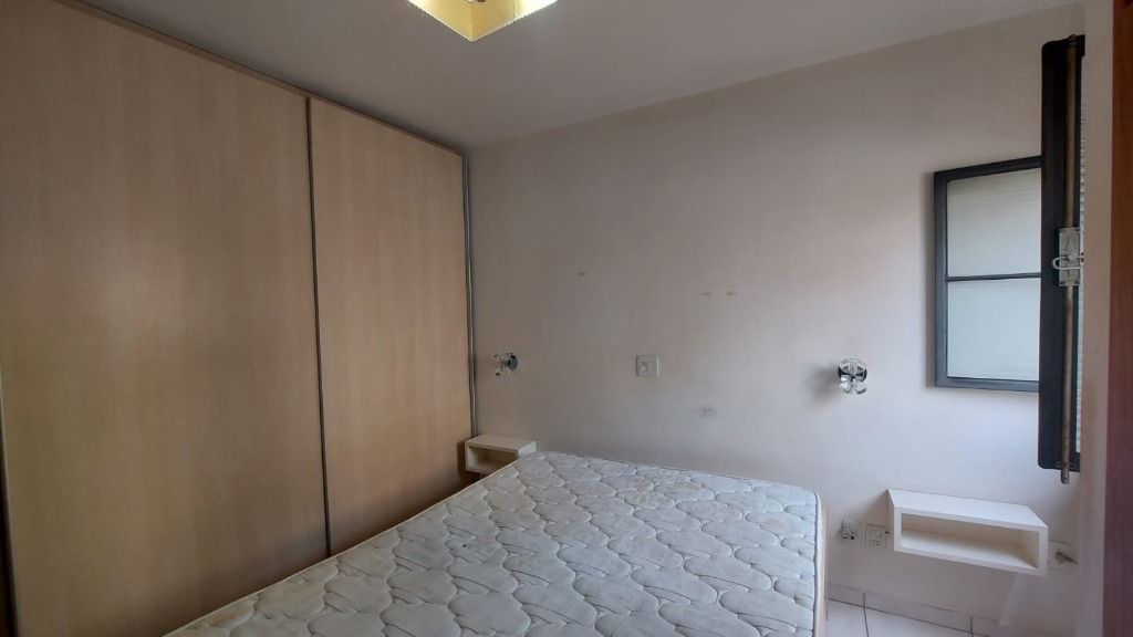 Apartamento à venda e aluguel com 3 quartos, 114m² - Foto 2