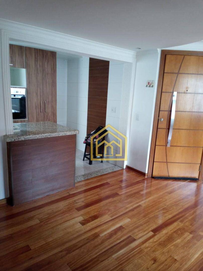 Apartamento à venda com 3 quartos, 64m² - Foto 2