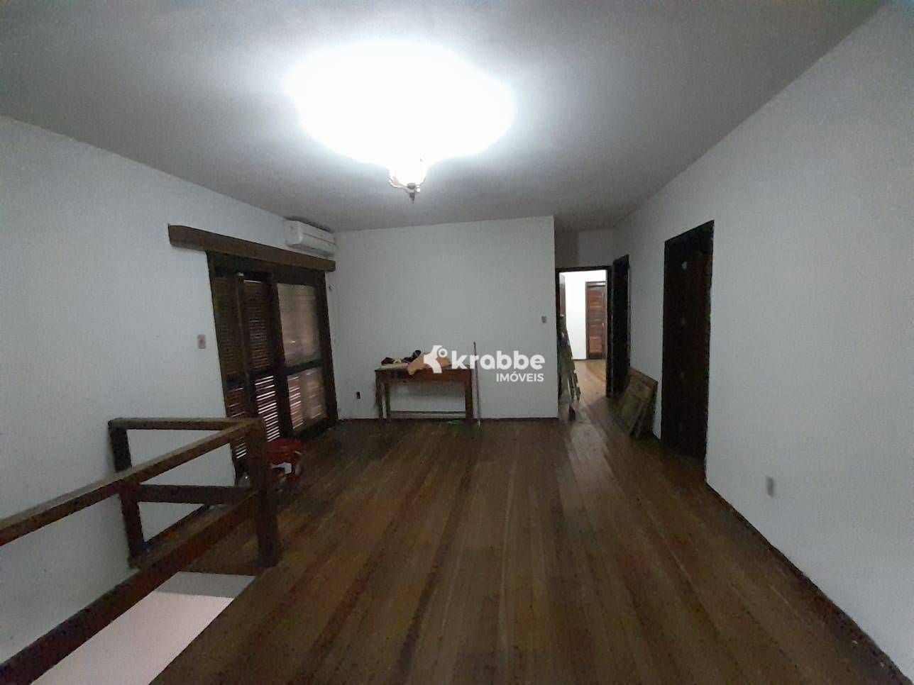 Casa à venda com 4 quartos, 323m² - Foto 10