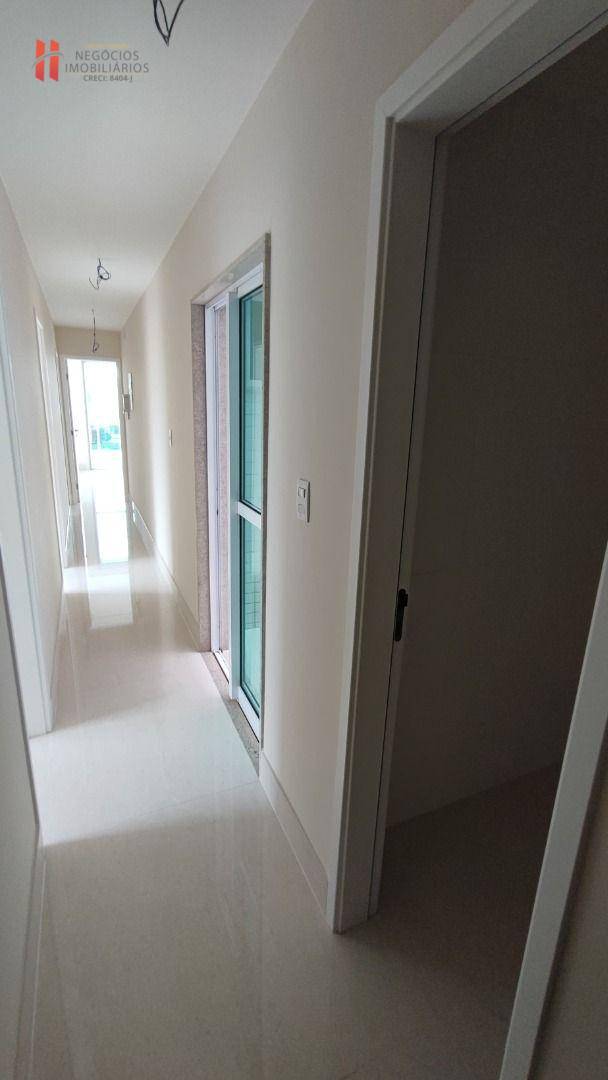 Apartamento à venda com 4 quartos, 227m² - Foto 31