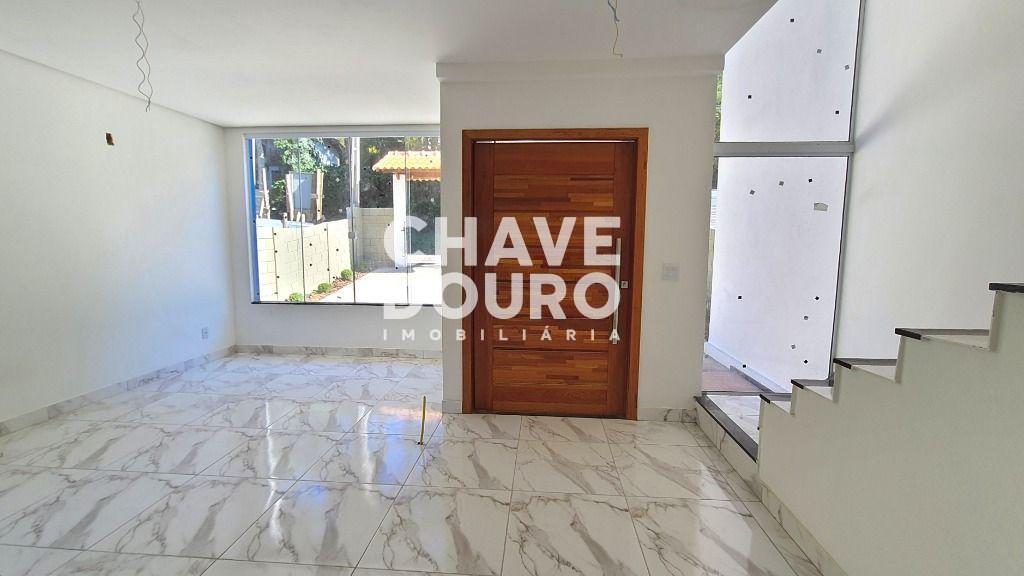 Casa à venda com 4 quartos, 212m² - Foto 12