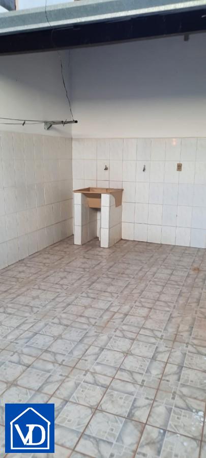 Casa à venda com 2 quartos, 93m² - Foto 11