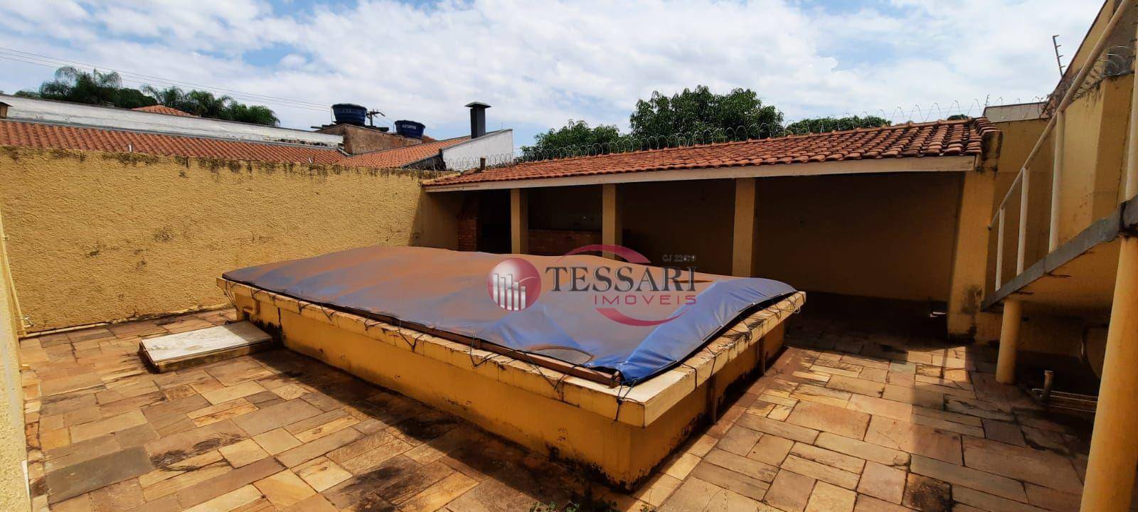 Casa à venda e aluguel com 4 quartos, 350m² - Foto 11