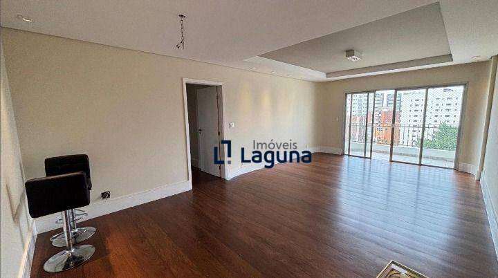 Apartamento, 3 quartos, 140 m² - Foto 2