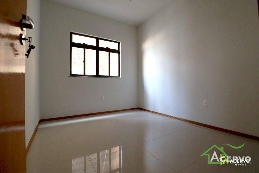 Apartamento à venda com 2 quartos, 93m² - Foto 3