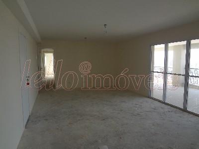 Apartamento à venda com 3 quartos, 210m² - Foto 1