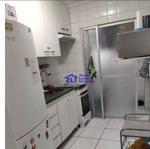 Apartamento à venda com 2 quartos, 57m² - Foto 2