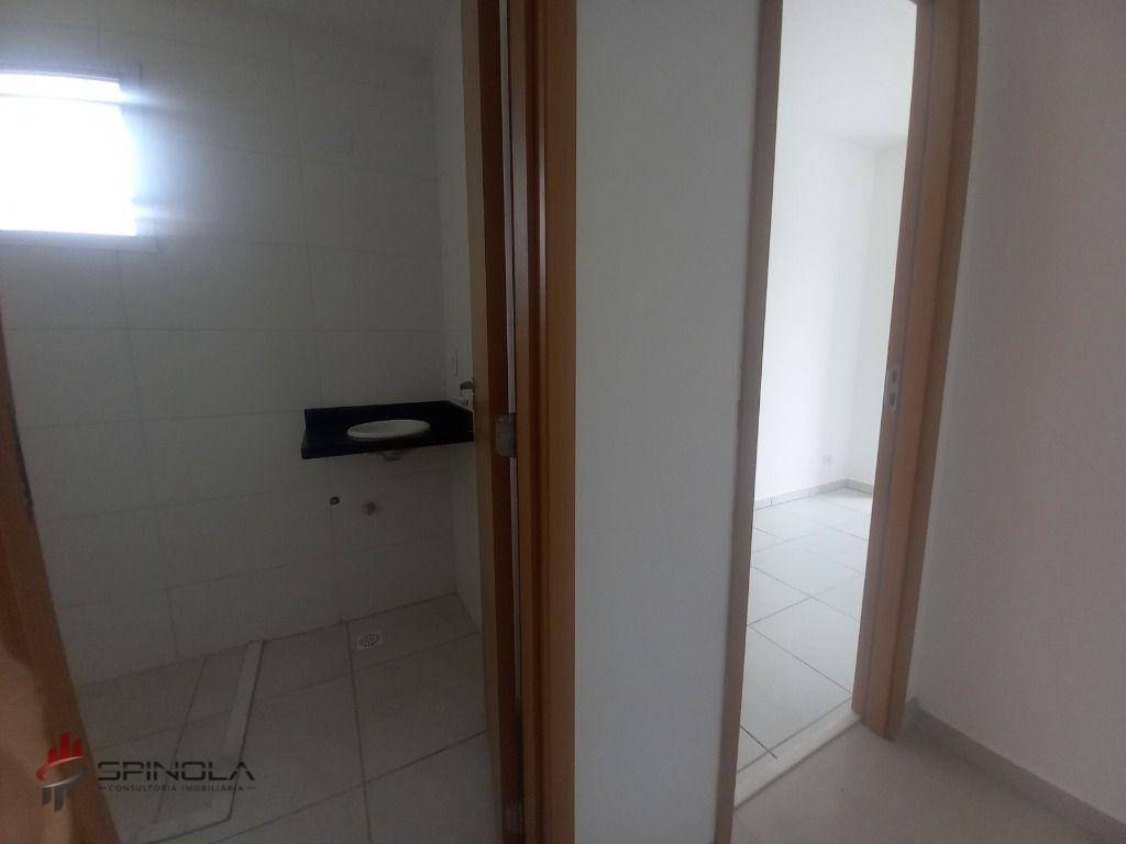 Apartamento à venda com 2 quartos, 68m² - Foto 31