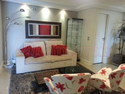 Apartamento para alugar com 3 quartos, 143m² - Foto 2