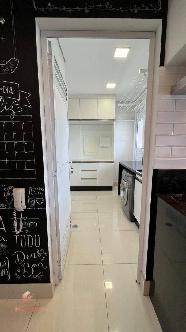 Apartamento à venda com 3 quartos, 172m² - Foto 19