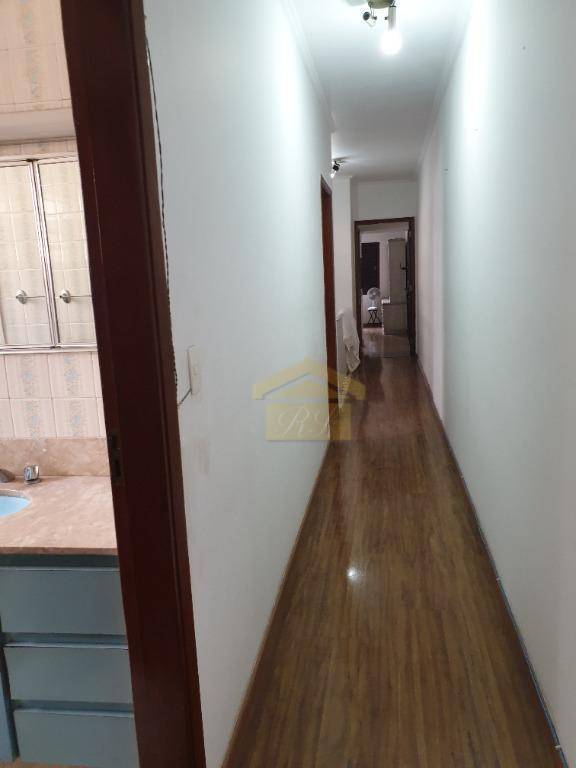 Sobrado à venda com 5 quartos, 250m² - Foto 7