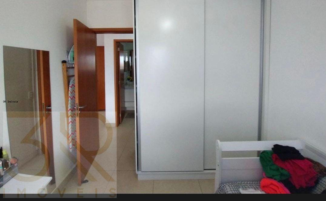 Apartamento à venda com 2 quartos, 64m² - Foto 5