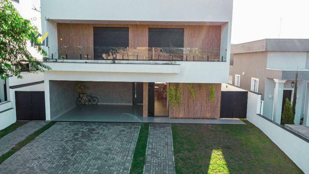 Casa de Condomínio à venda com 4 quartos, 315m² - Foto 3