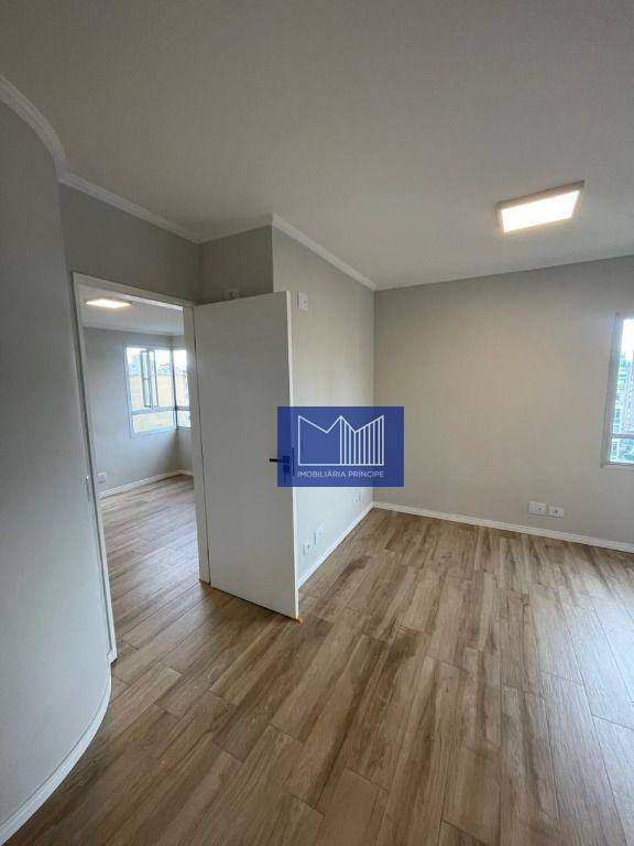 Apartamento à venda com 1 quarto, 37m² - Foto 2