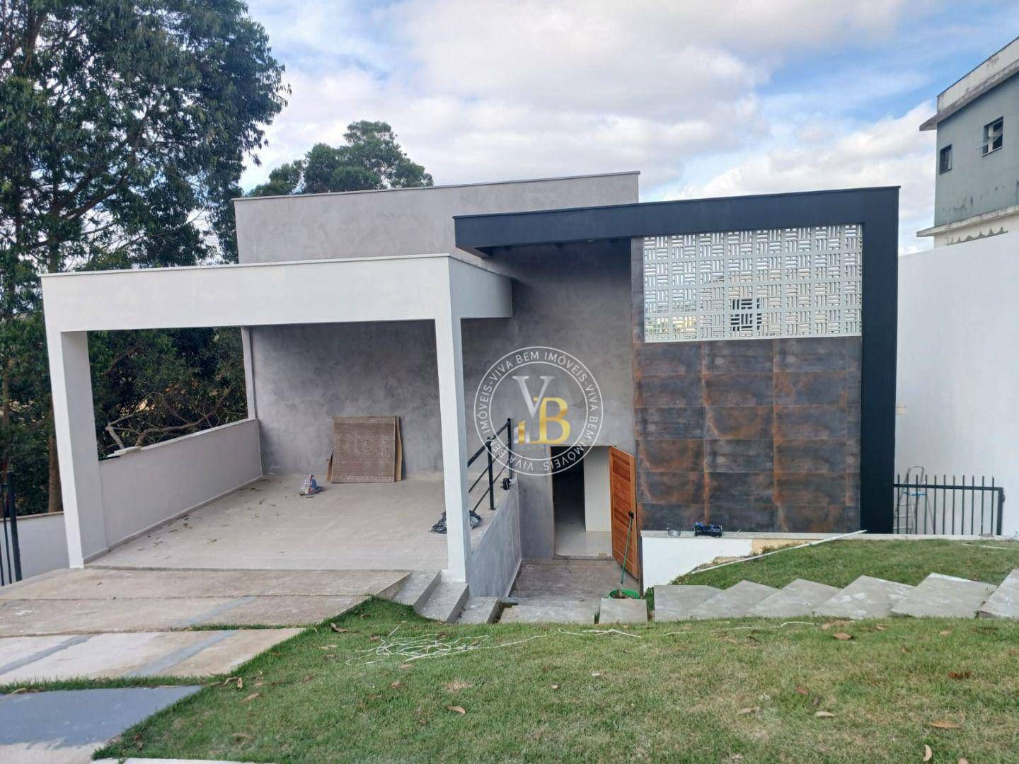 Casa de Condomínio à venda com 3 quartos, 231m² - Foto 1