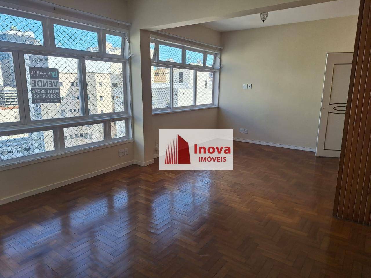 Apartamento à venda com 3 quartos, 148m² - Foto 1