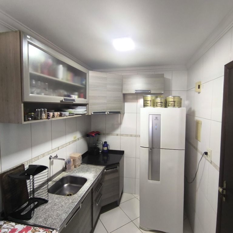 Apartamento à venda com 2 quartos, 48m² - Foto 10