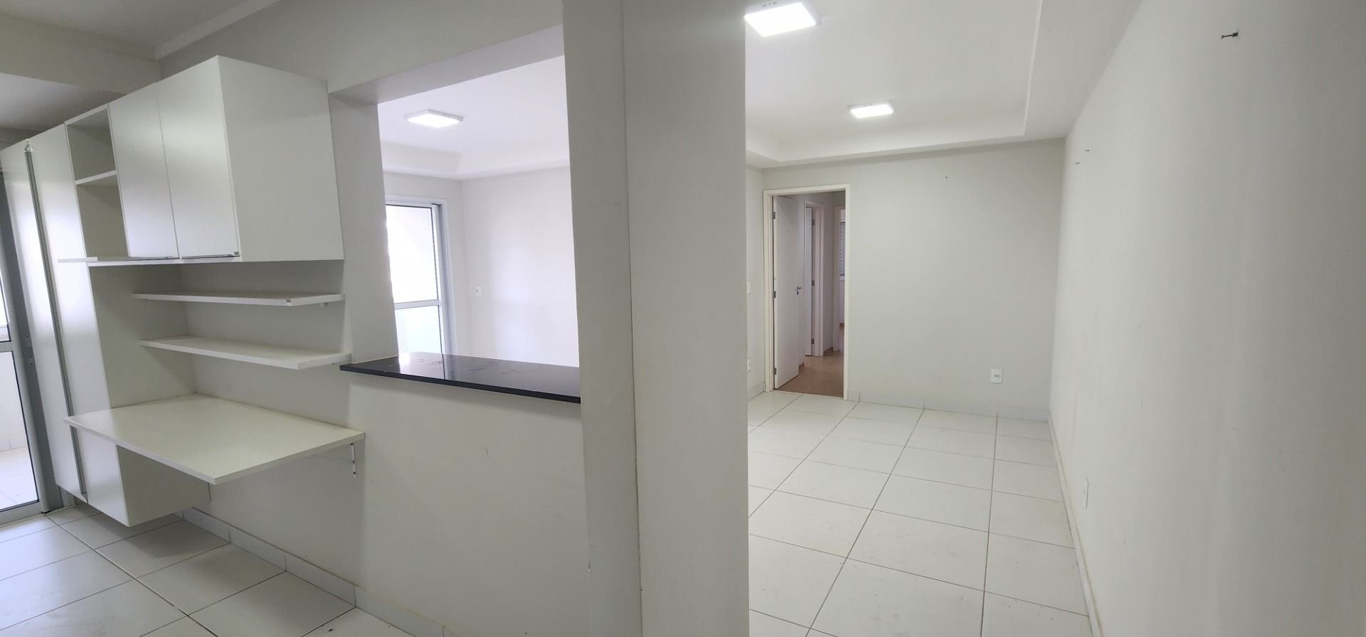 Apartamento para alugar com 3 quartos, 117m² - Foto 1