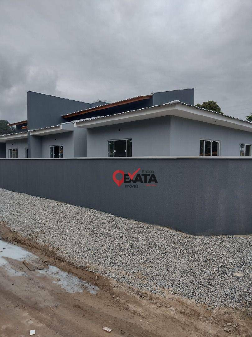 Casa à venda com 3 quartos, 88m² - Foto 4