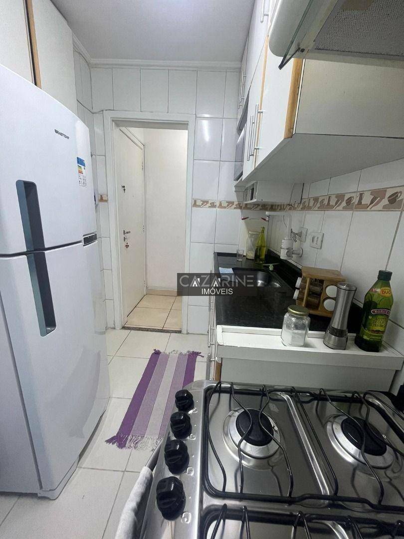 Apartamento à venda com 3 quartos, 52m² - Foto 13