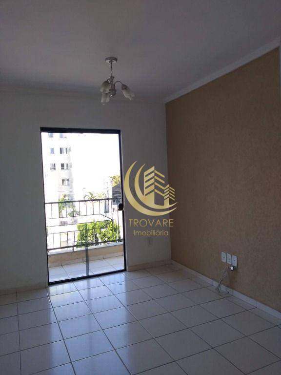 Apartamento à venda com 2 quartos, 75m² - Foto 4