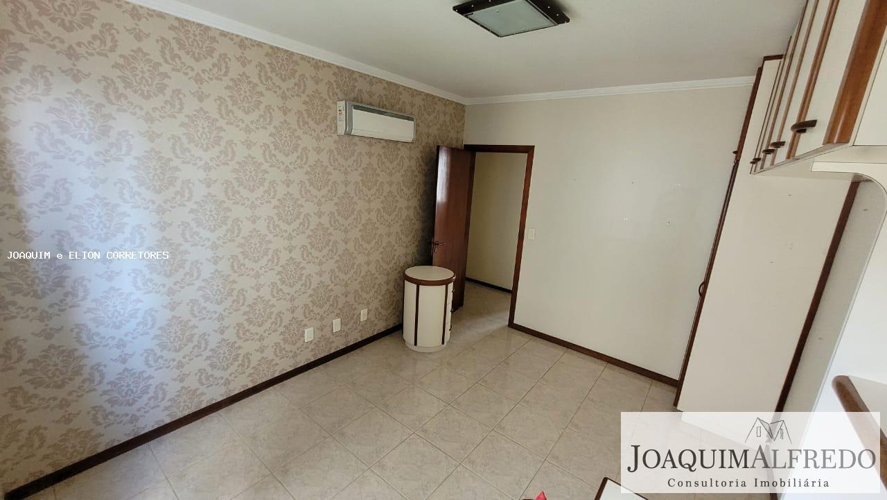 Apartamento à venda com 4 quartos, 224m² - Foto 35