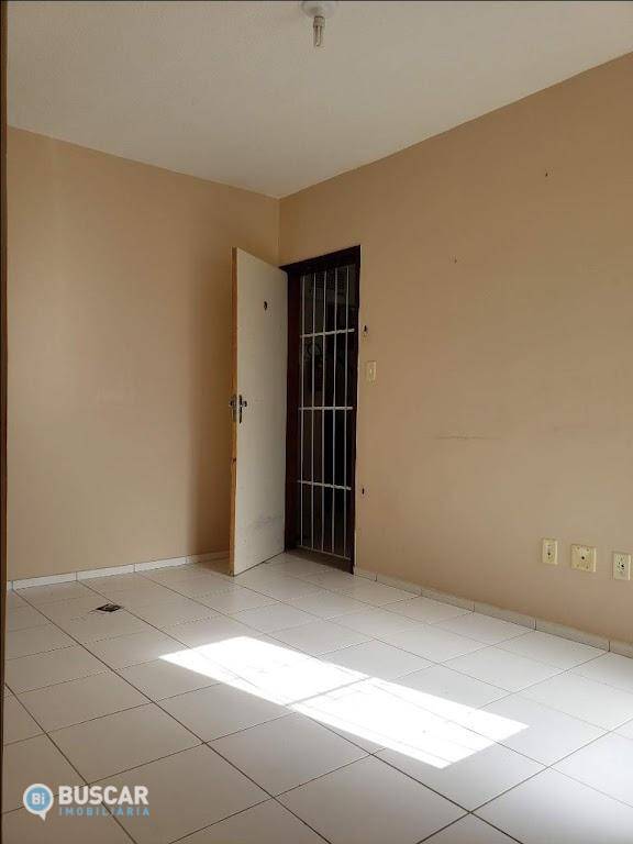 Apartamento à venda com 2 quartos, 45m² - Foto 3