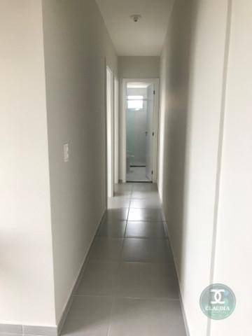 Apartamento à venda com 2 quartos, 69m² - Foto 2