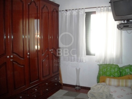 Apartamento à venda com 3 quartos, 94m² - Foto 8