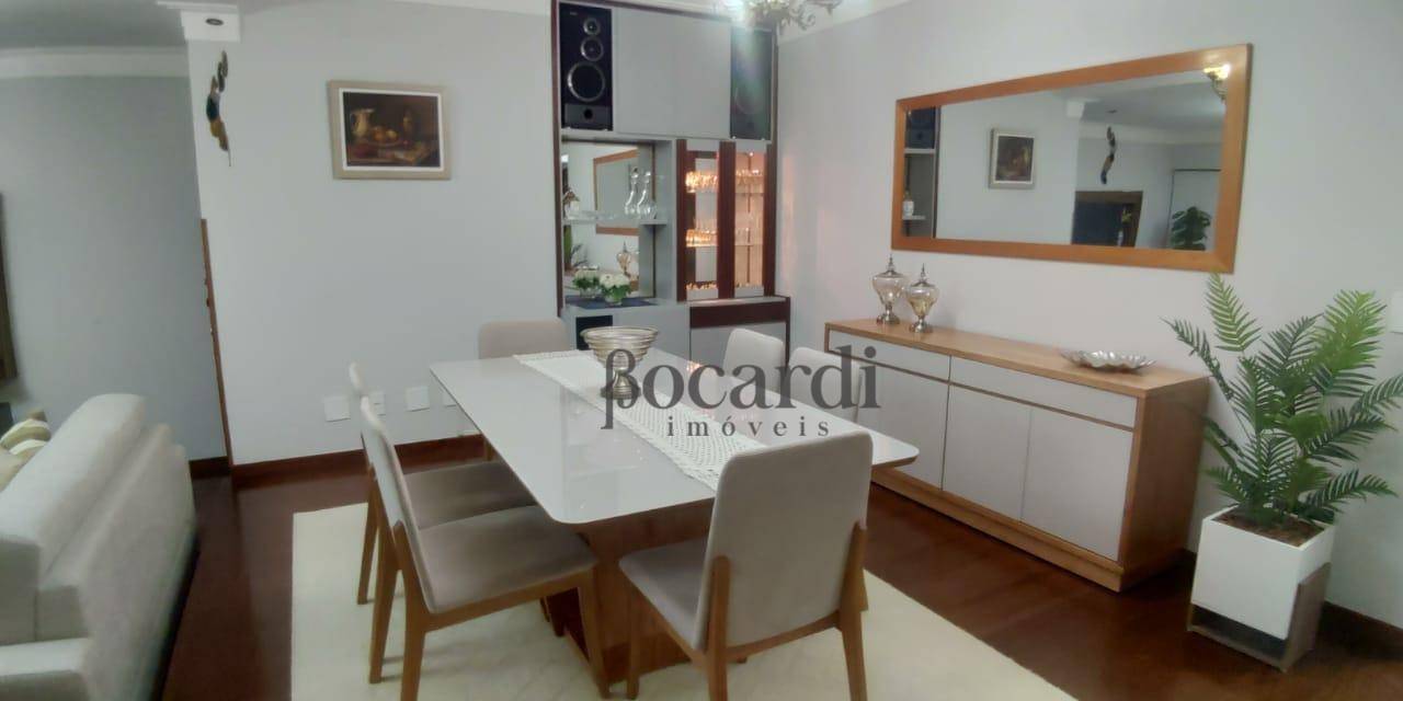 Apartamento à venda com 3 quartos, 155m² - Foto 2